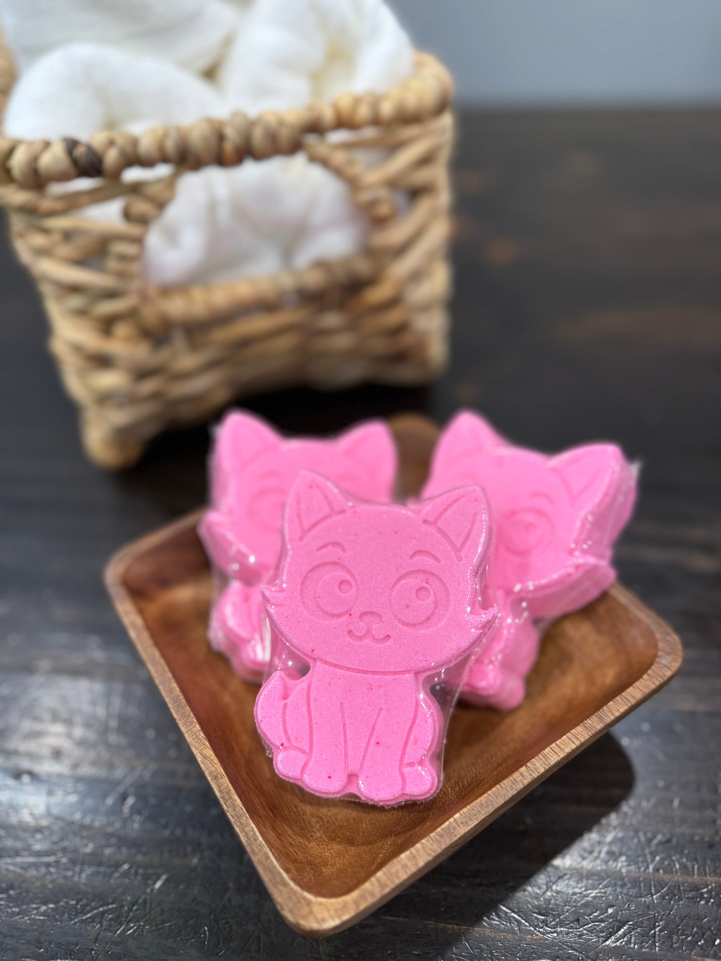 Pretty Kitty Bath Bomb