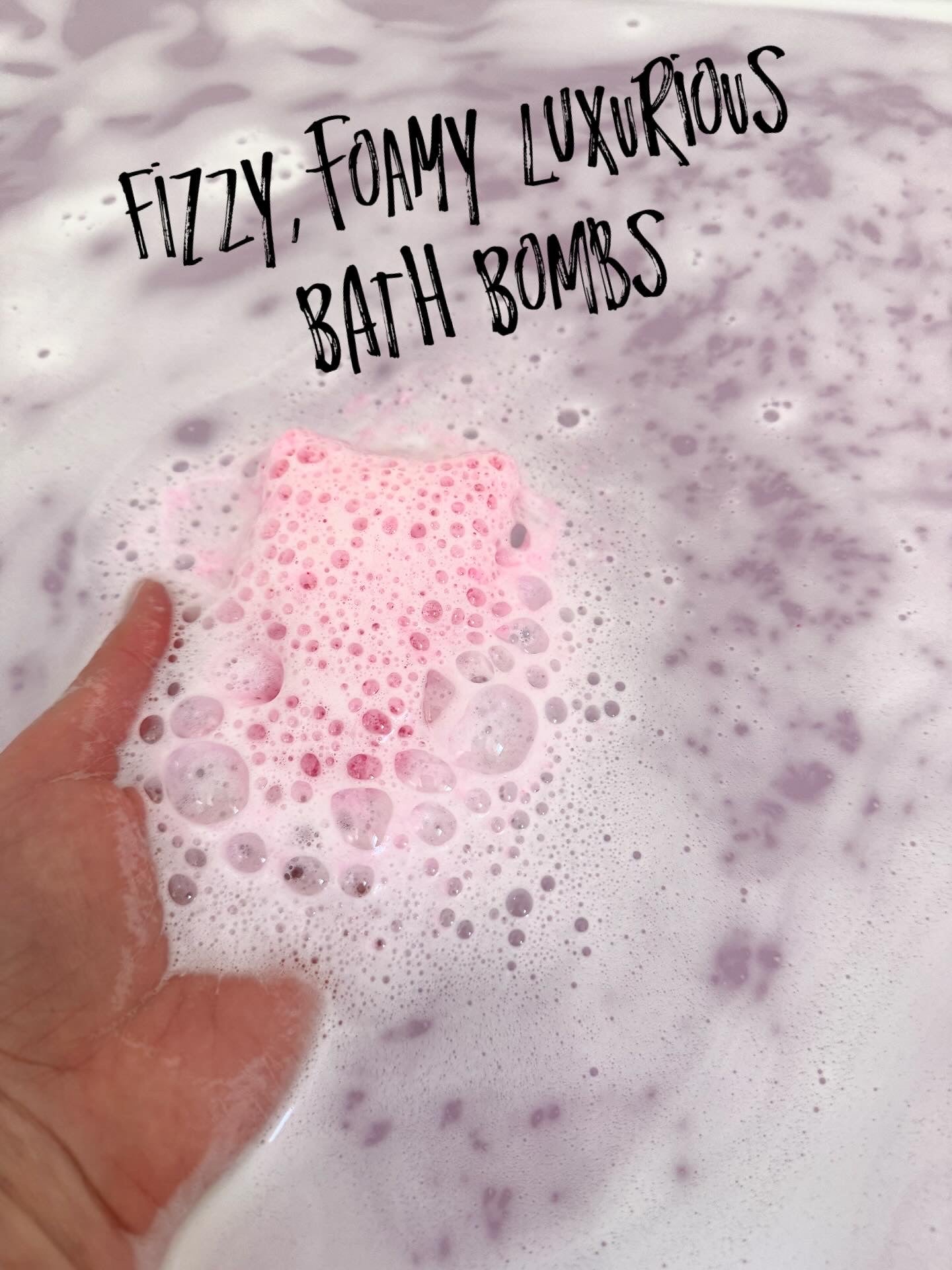 Pretty Kitty Bath Bomb